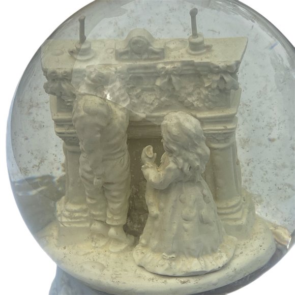 Snow Globe Dept. 56 Music Christmas Themed "Deck the Halls" Vintage - Picture 5 of 12